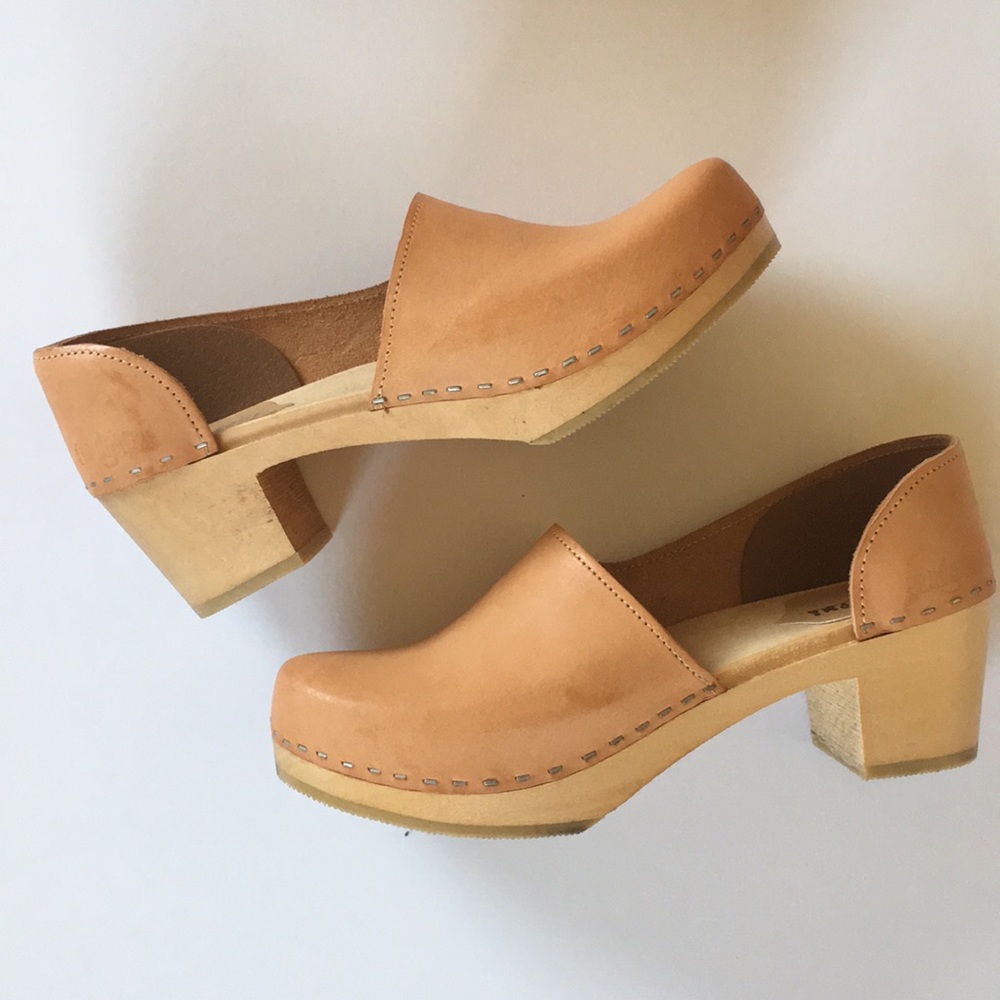Sandgrens Womens closed back clogs
